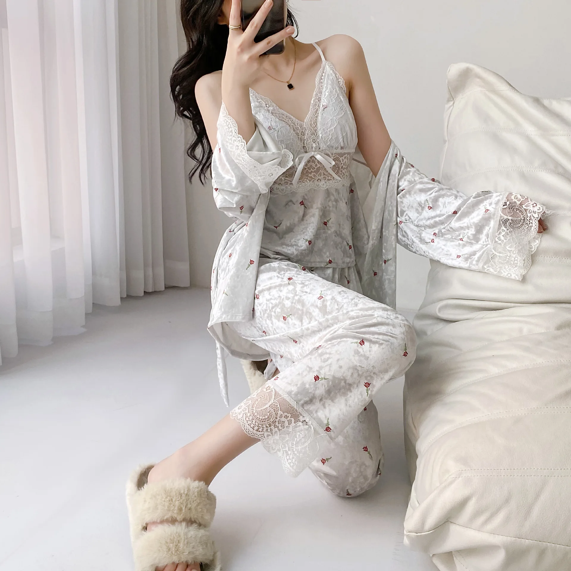 3pcs prancūzų Stiliaus Moterų Spausdinti Pižama Seksualus Suvynioti Liemenėlė Liemene ilgomis Rankovėmis Megztinis Nėriniai-up Šortai Pijamas Moterų Sleepwear
